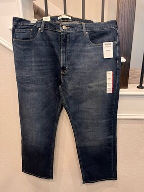 Signature by Levi Strauss Men's Relaxed Straight Dark Wash Jeans 42x30